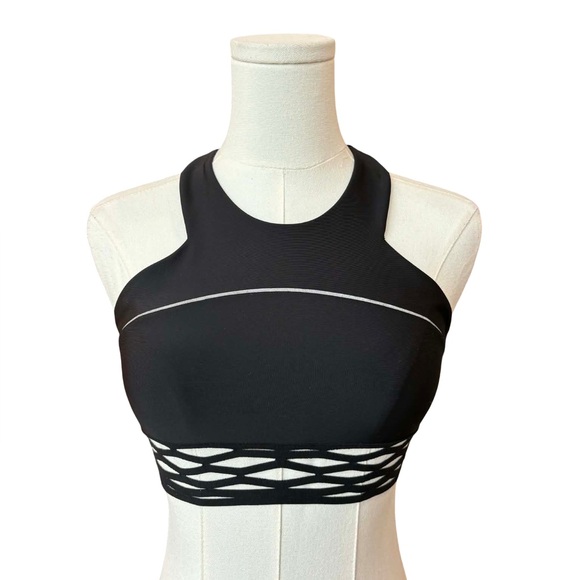 ALO Yoga Sequence Bra - Picture 2 of 5